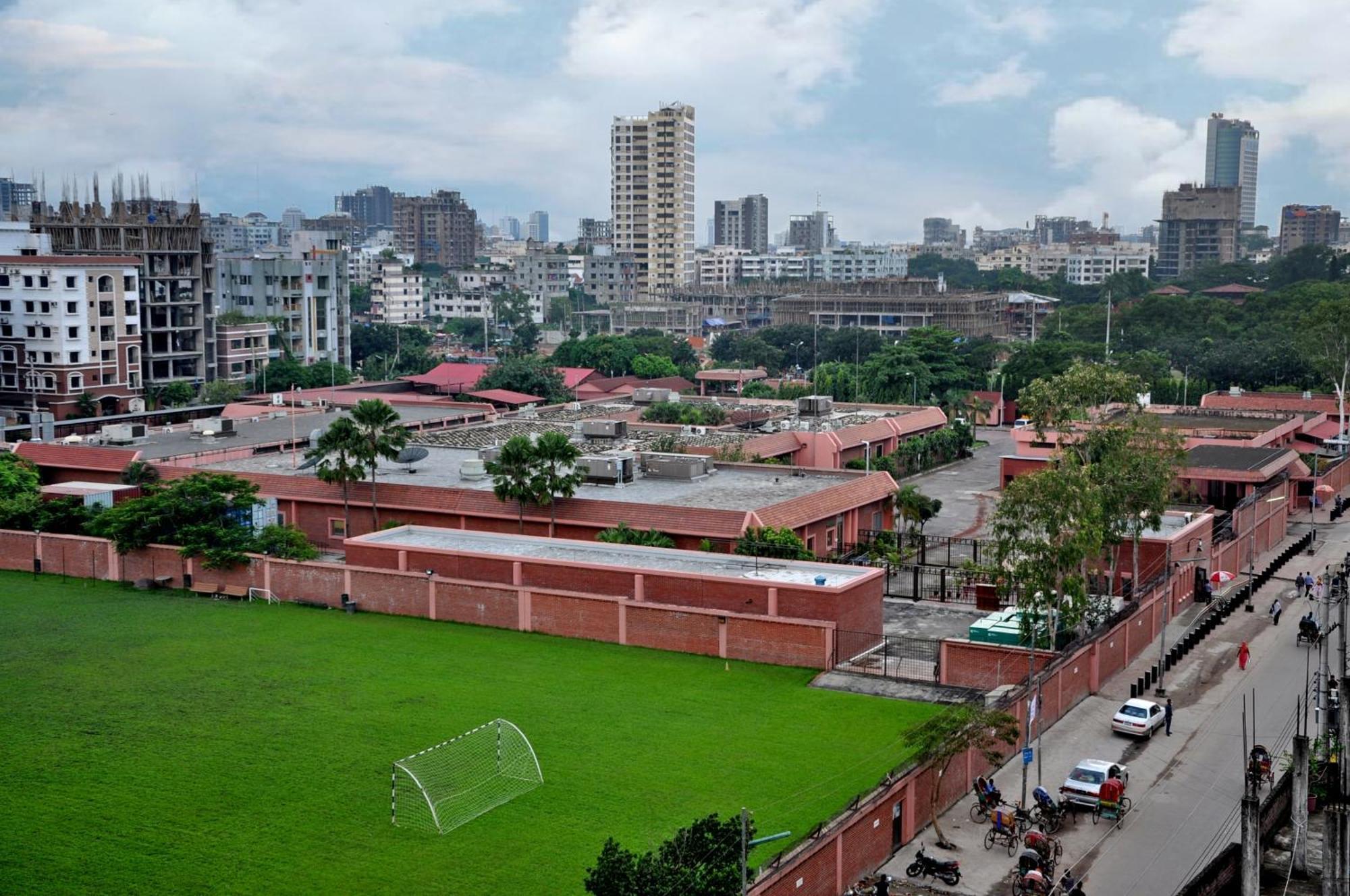 Contemporary Heights Hotel And Apartments Dhaka Exterior photo